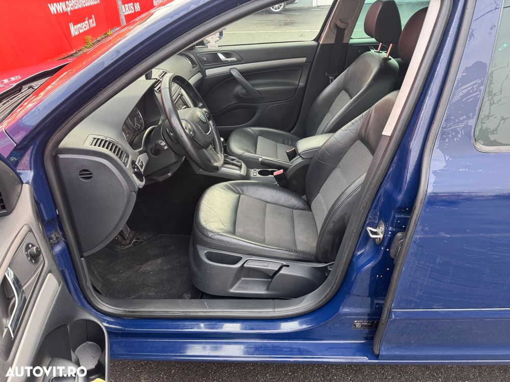 Skoda Octavia 2.0 TDI DPF DSG Elegance - 10