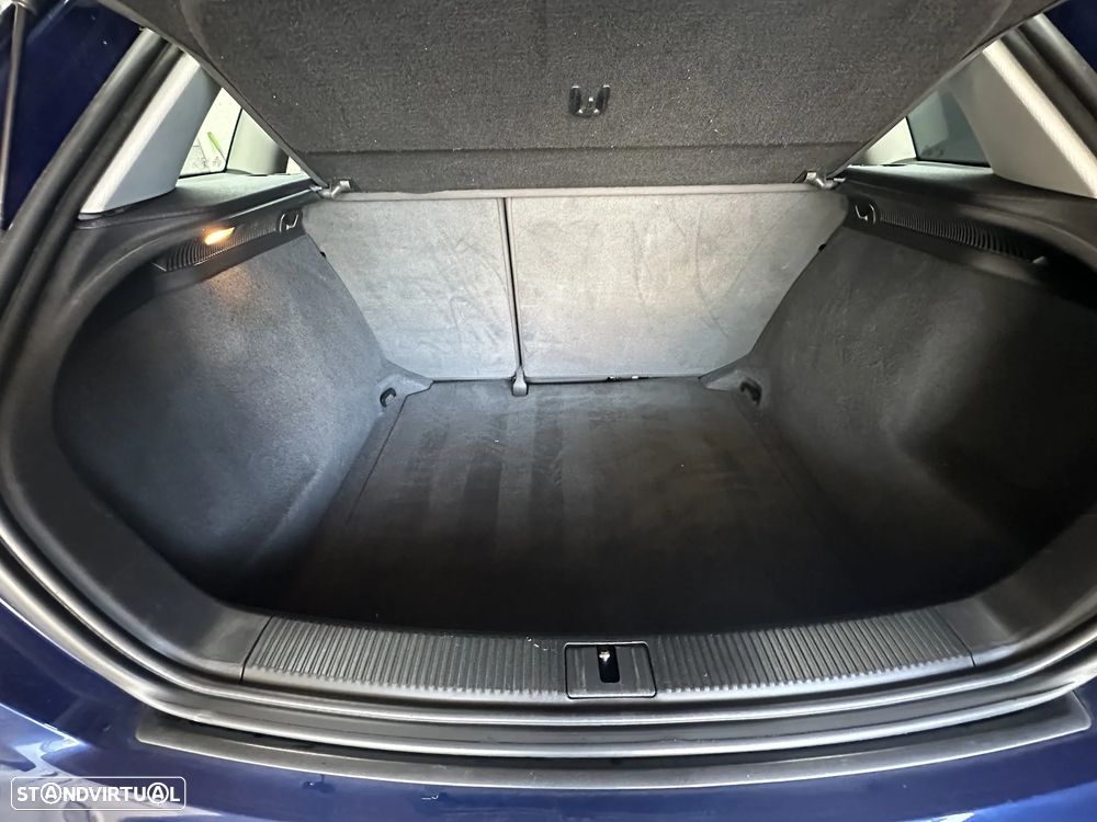 Audi A3 Sportback 1.6 TDI Ambiente - 8
