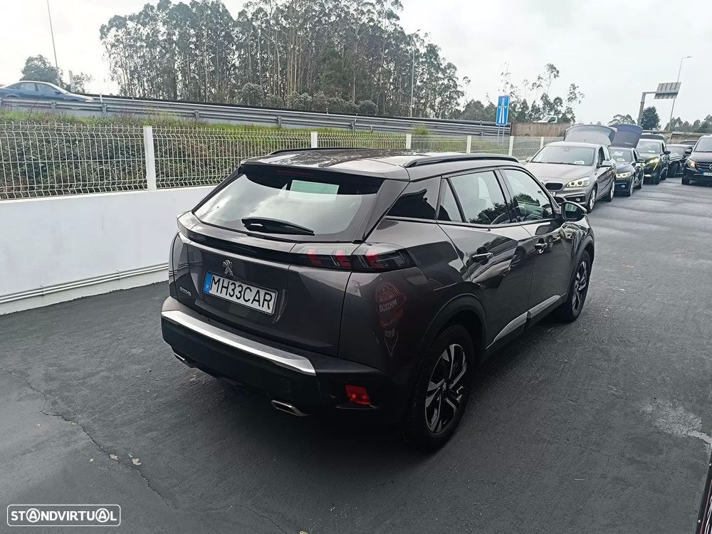 Peugeot 2008 PureTech 130 EAT8 Allure - 4