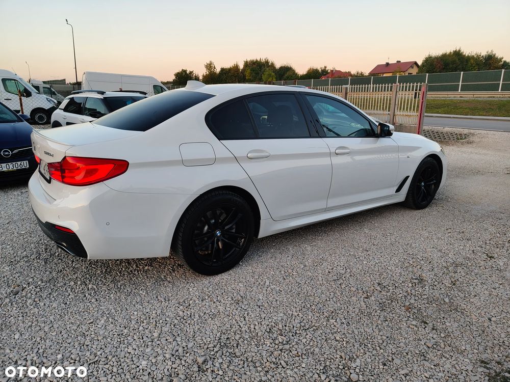BMW Seria 5 520d xDrive MHEV Sport Line sport - 32