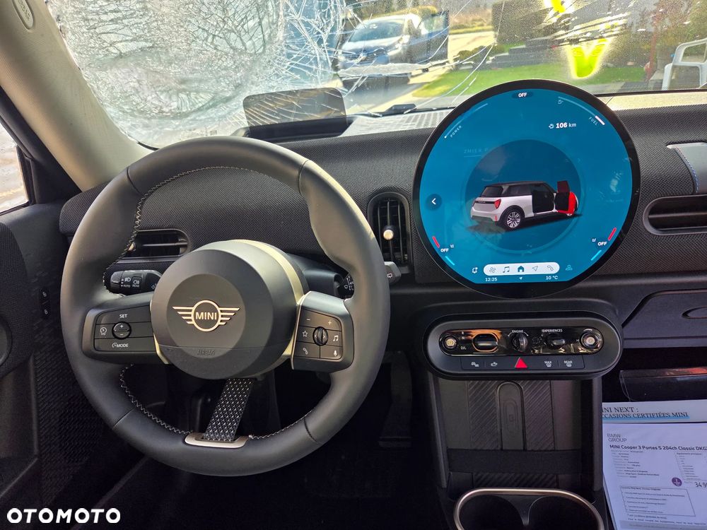 MINI Cooper S Essential Trim - 4