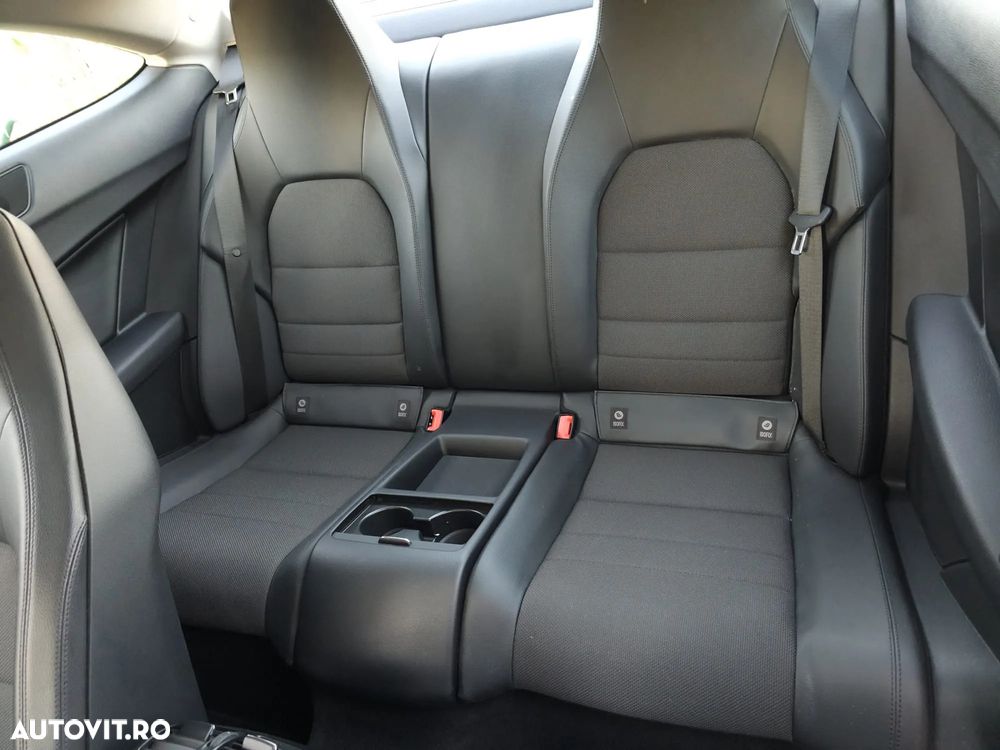Mercedes-Benz C 250 CGI BlueEFFICIENCY - 10