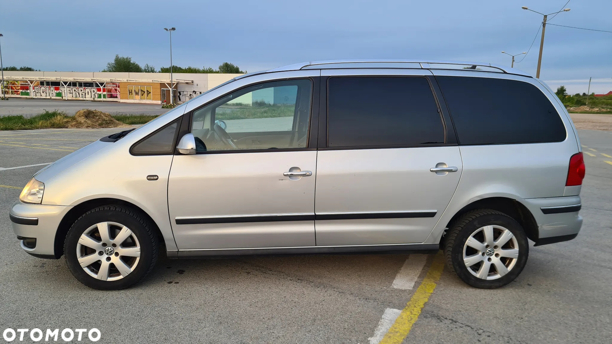 Volkswagen Sharan 2.0 TDI Freestyle - 3