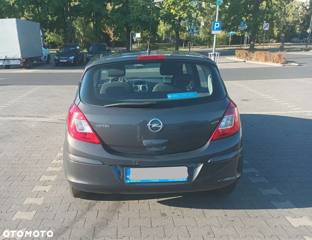 Opel Corsa 1.2 16V Edition / Active - 3