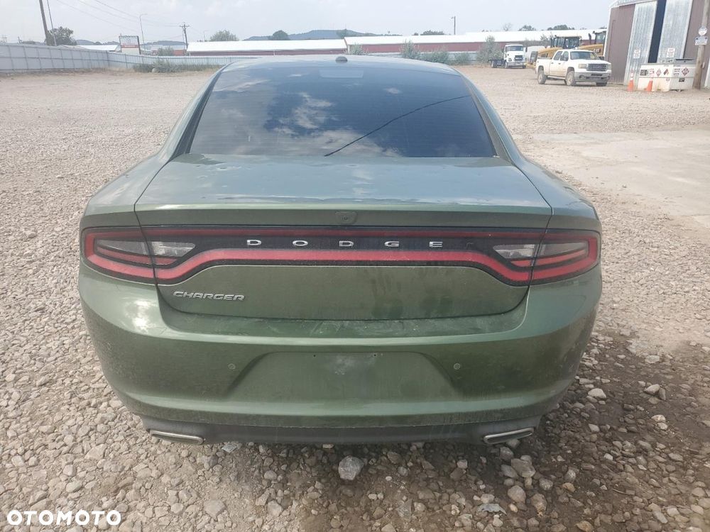 Dodge Charger - 11