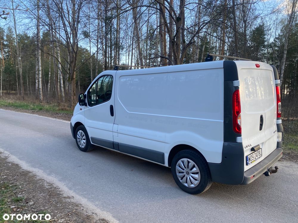 Opel VIVARO - 11