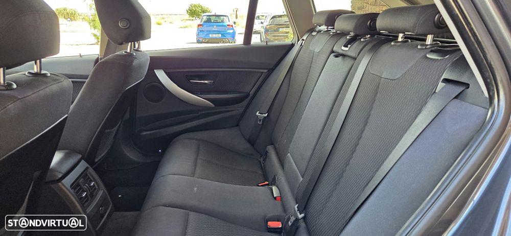 BMW 320 d DPF Edition Lifestyle - 13