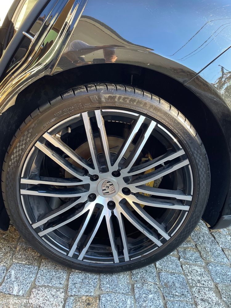 Porsche Panamera - 8