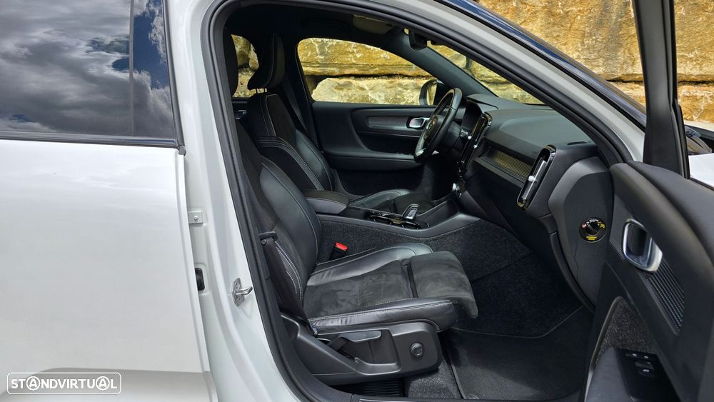 Volvo XC 40 - 28