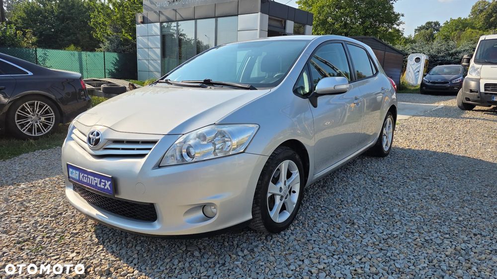 Toyota Auris 1.33 Dual-VVT-i Life Plus - 1