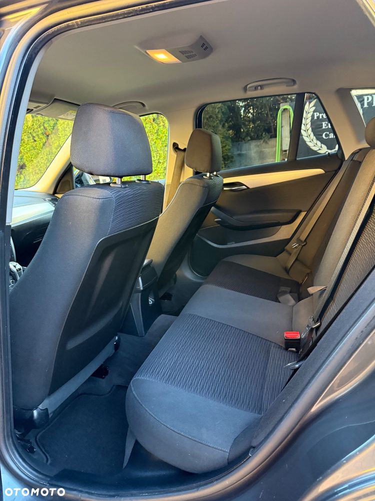 BMW X1 sDrive20d Sport Line - 26