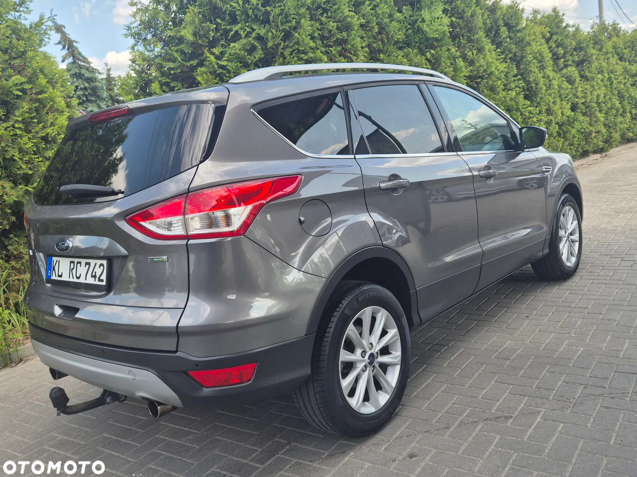 Ford Kuga - 11