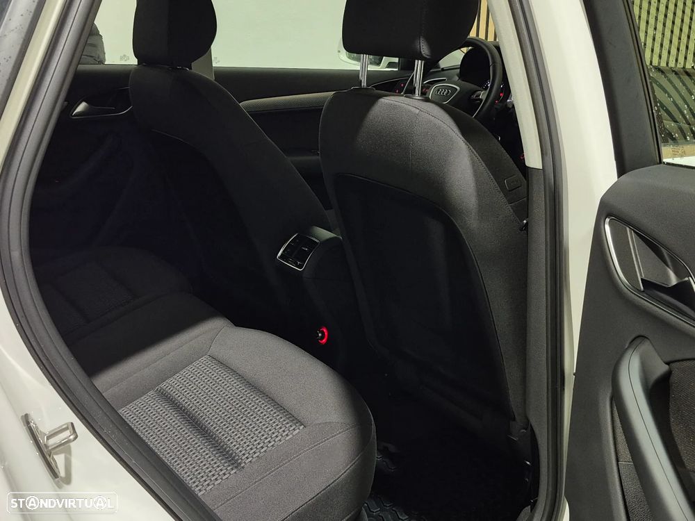 Audi Q3 2.0 TDI quattro Design - 30