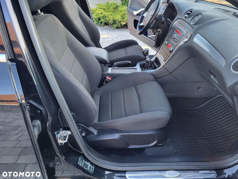 Ford Mondeo 2.0 EcoBoost Titanium - 12