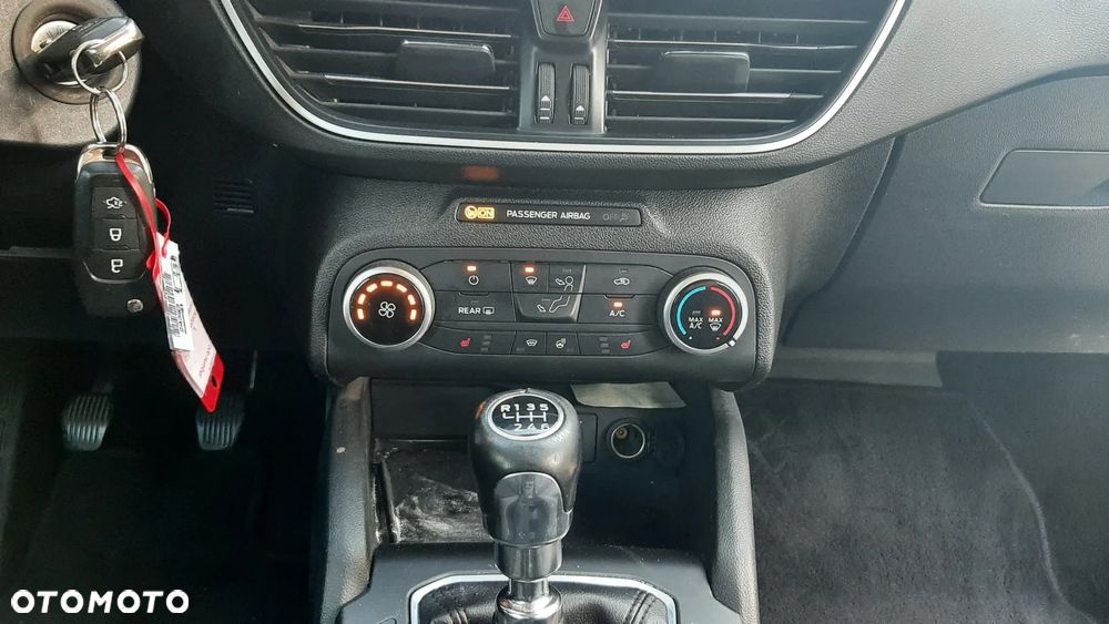 Ford Focus - 21