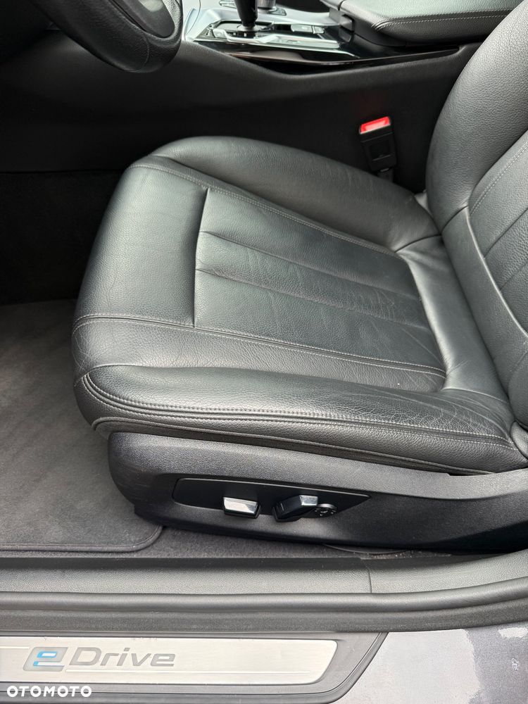 BMW Seria 5 530e iPerformance Sport Line sport - 20