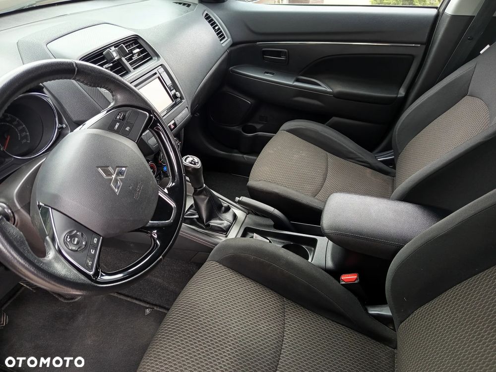 Mitsubishi ASX 2.0 Invite - 3