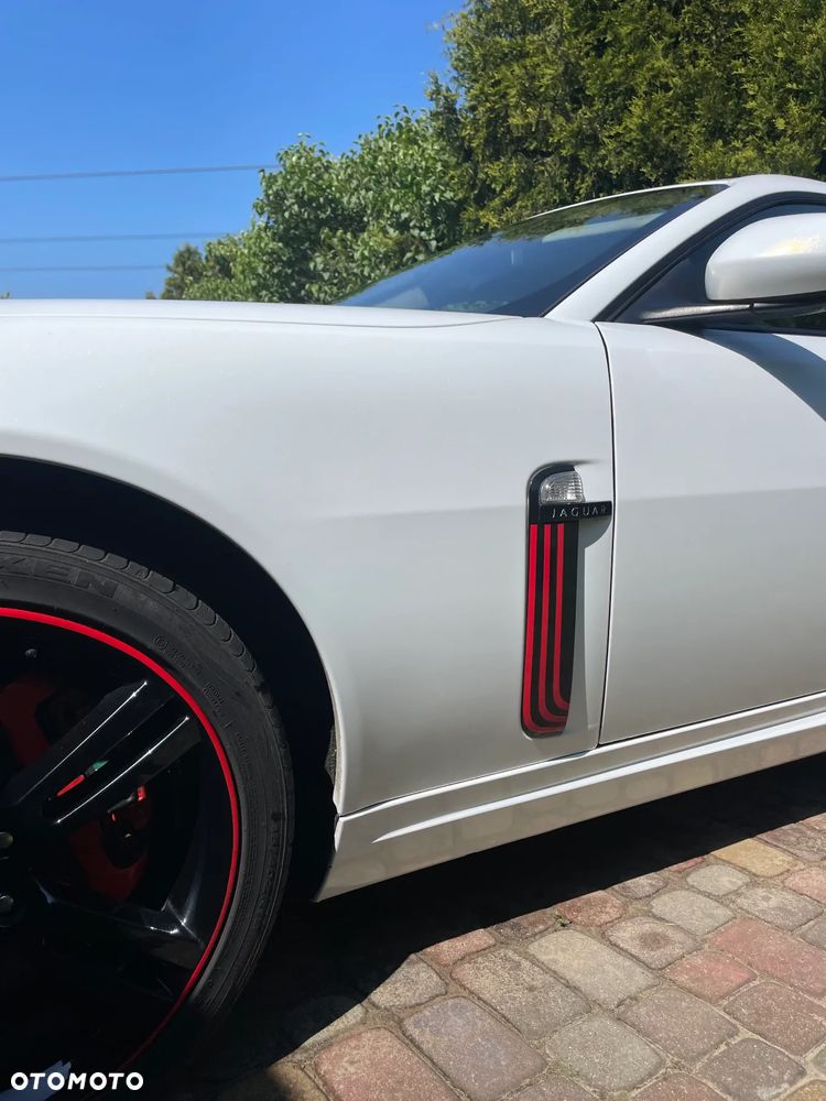 Jaguar XK 4.2 V8 - 9