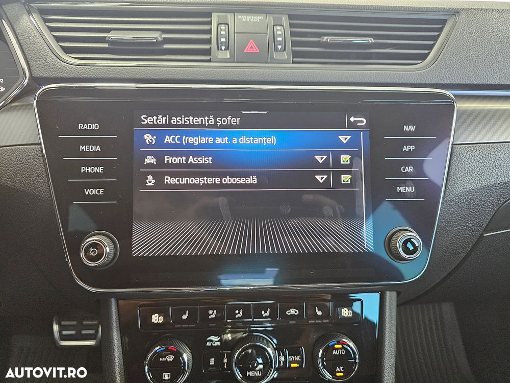Skoda Superb 2.0 TDI DSG Sportline - 29