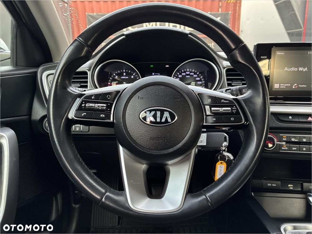 Kia Ceed 1.6 CRDi mHEV M DCT - 19