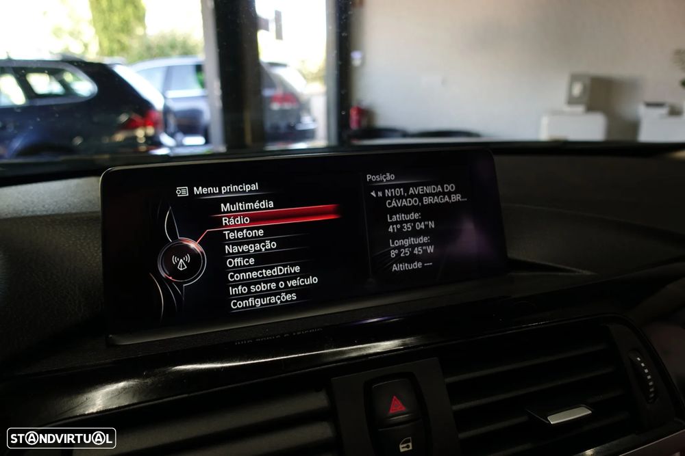 BMW 320 d Pack M - 47