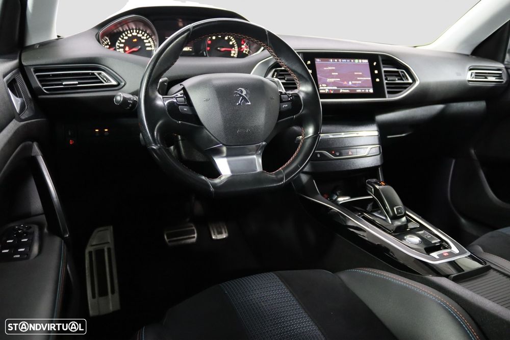 Peugeot 308 SW PureTech 130 GPF EAT8 Stop & Start Tech Edition - 4