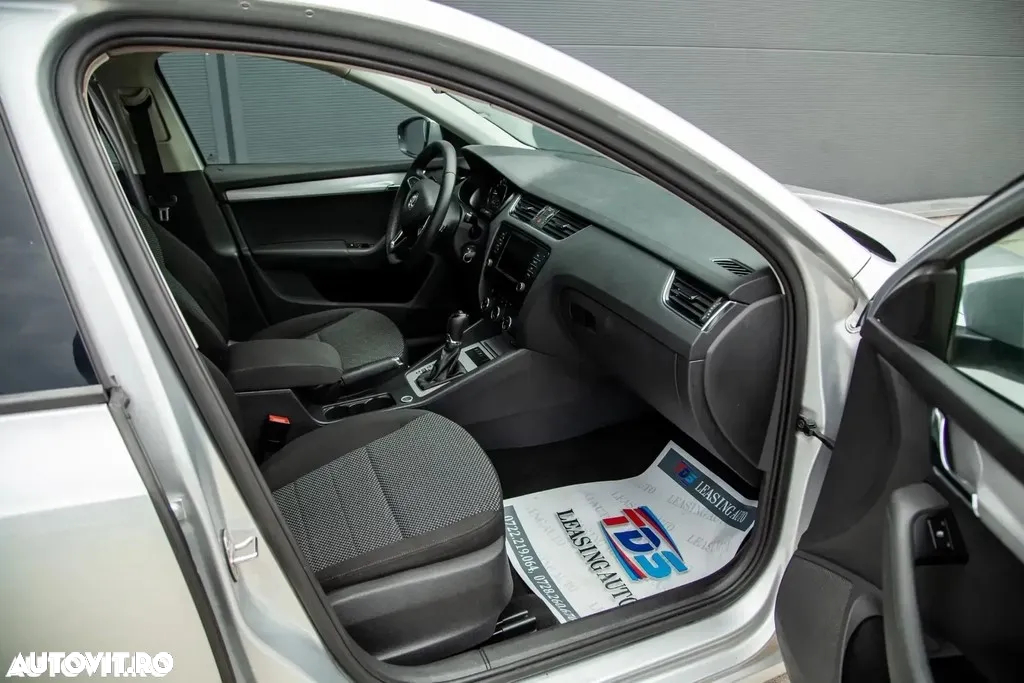 Skoda Octavia 2.0 TDI DSG Selection Plus - 15