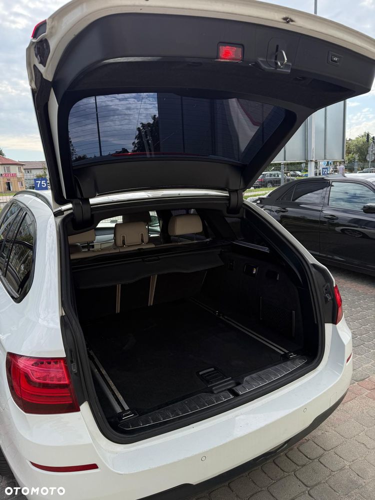 BMW Seria 5 520d xDrive Luxury Line - 4