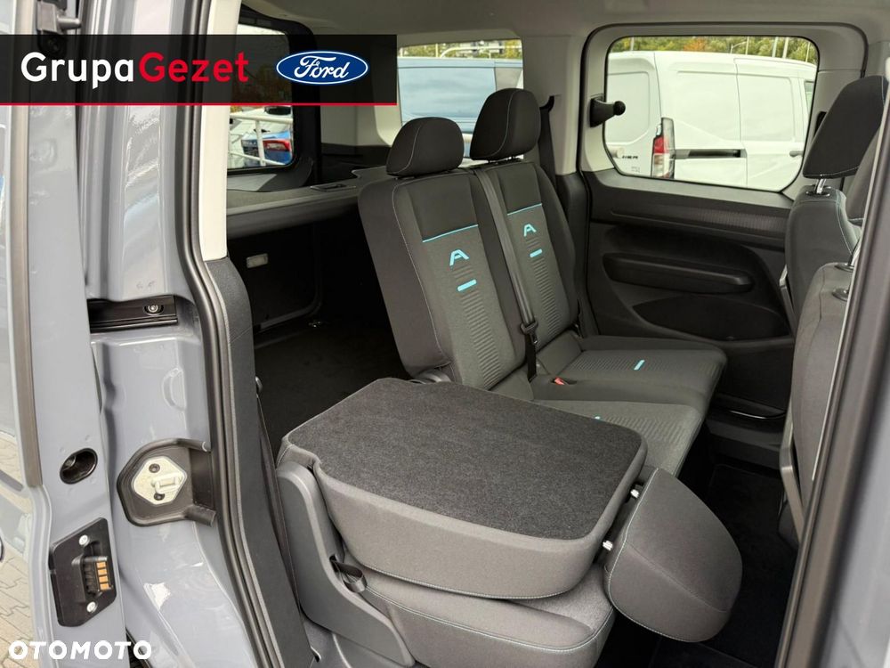 Ford Tourneo Connect - 10