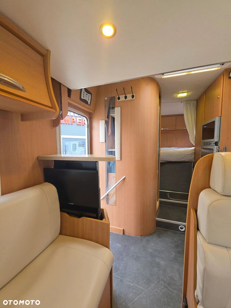 Chausson Flash 28 Polintegra opuszczane lóżko 6.99m - 16