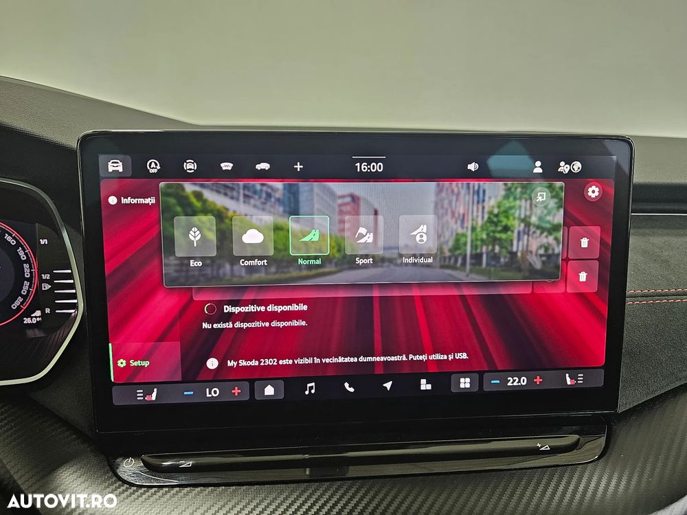 Skoda Octavia 2.0 TSI 265 CP DSG RS - 33
