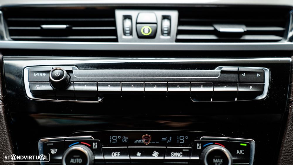 BMW X1 16 d sDrive xLine - 36