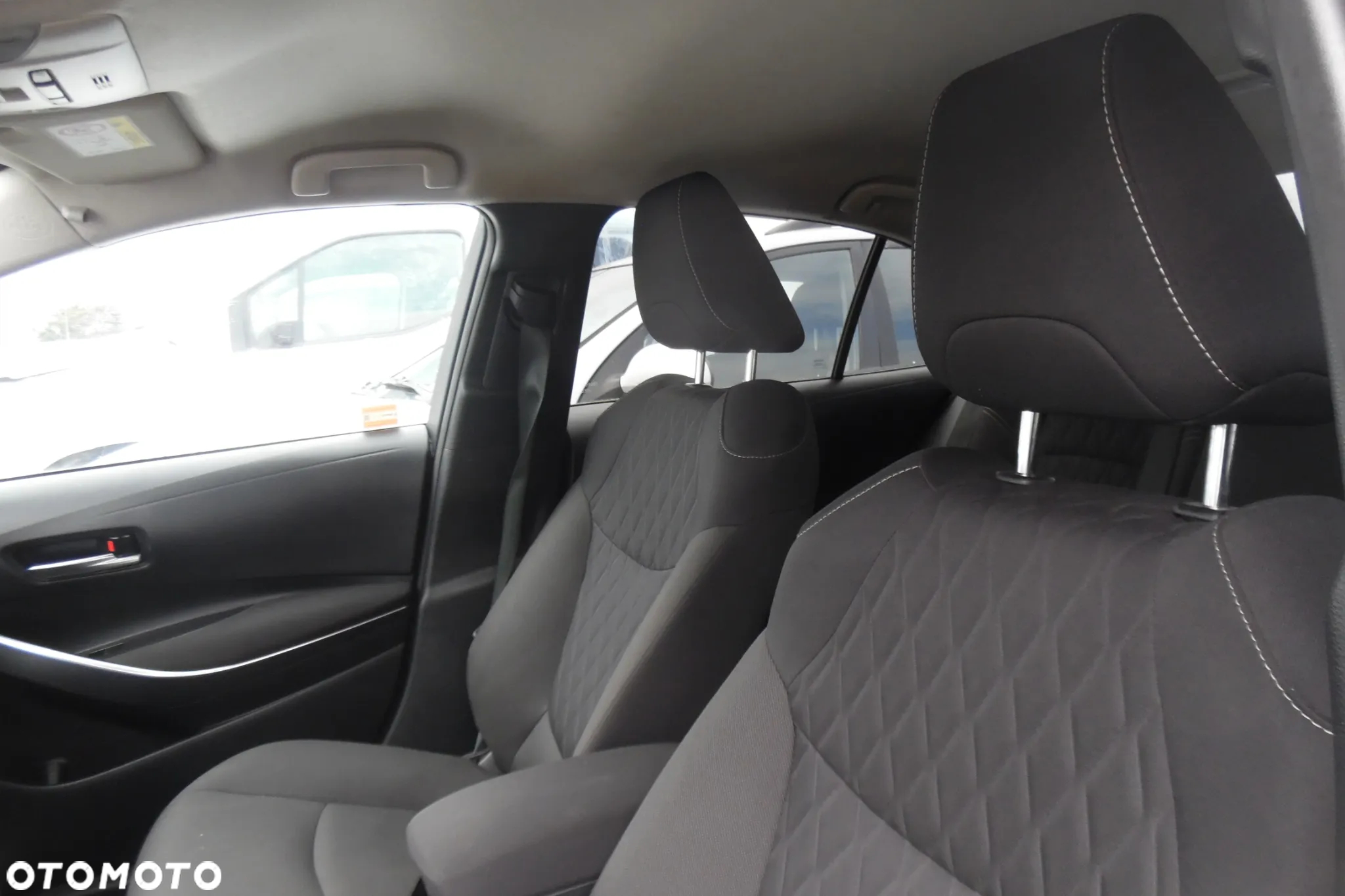 Toyota Corolla 1.5 Comfort - 8