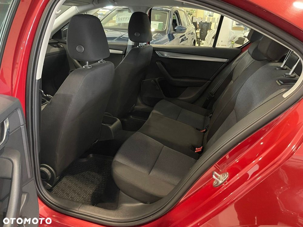 Skoda Octavia 1.4 TSI Active - 11