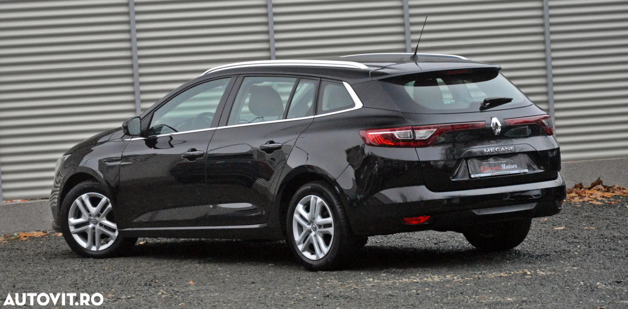 Renault Megane BLUE dCi 115 EDC BUSINESS EDITION - 14