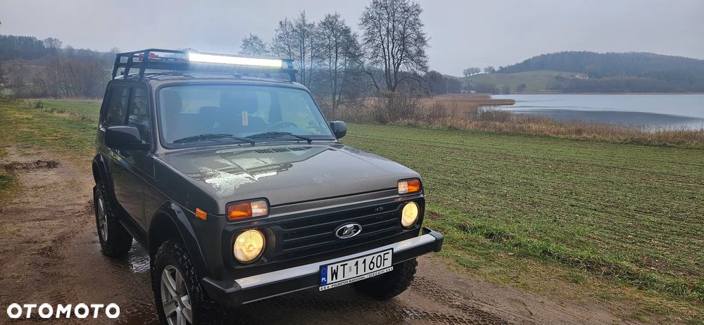 Lada Niva - 23