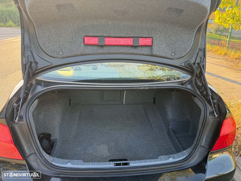 BMW 320 d Pack M - 21