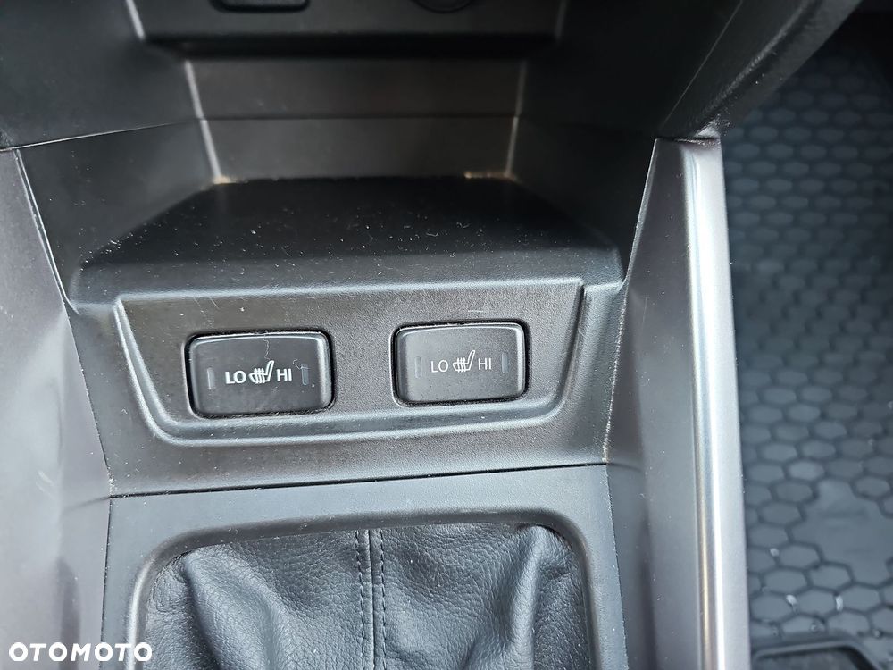 Suzuki Vitara 1.0 Boosterjet Premium 2WD - 26