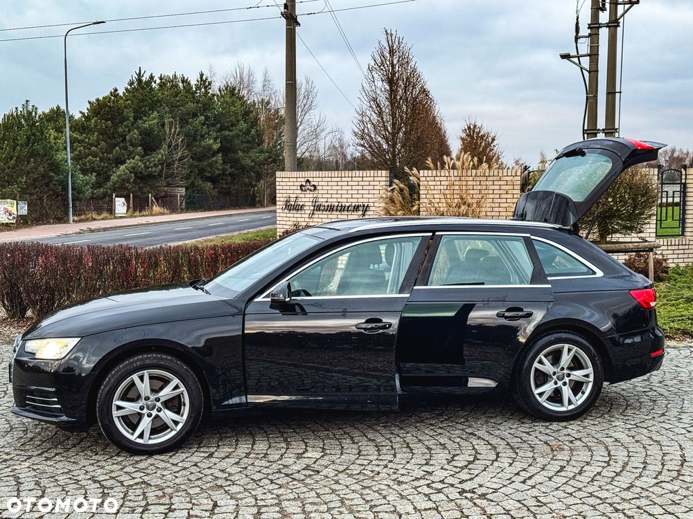 Audi A4 Avant 2.0 TFSI ultra S tronic design - 25