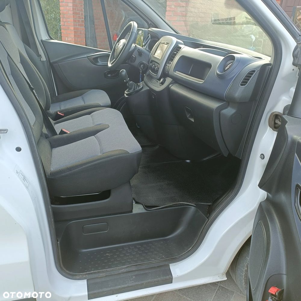 Opel Vivaro - 29
