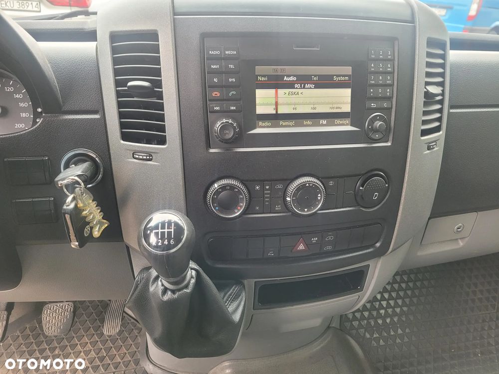 Volkswagen Crafter - 10