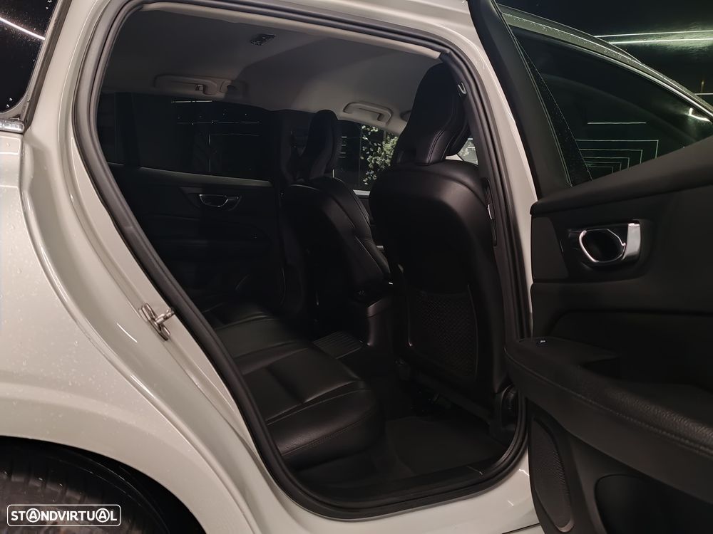 Volvo V60 2.0 T8 AWD TE Inscription - 18