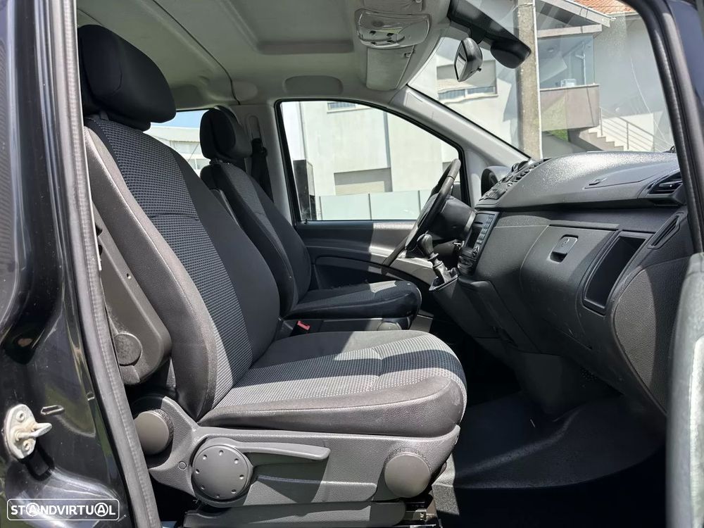 Mercedes-Benz Vito Compacta CREW — fotografia 11