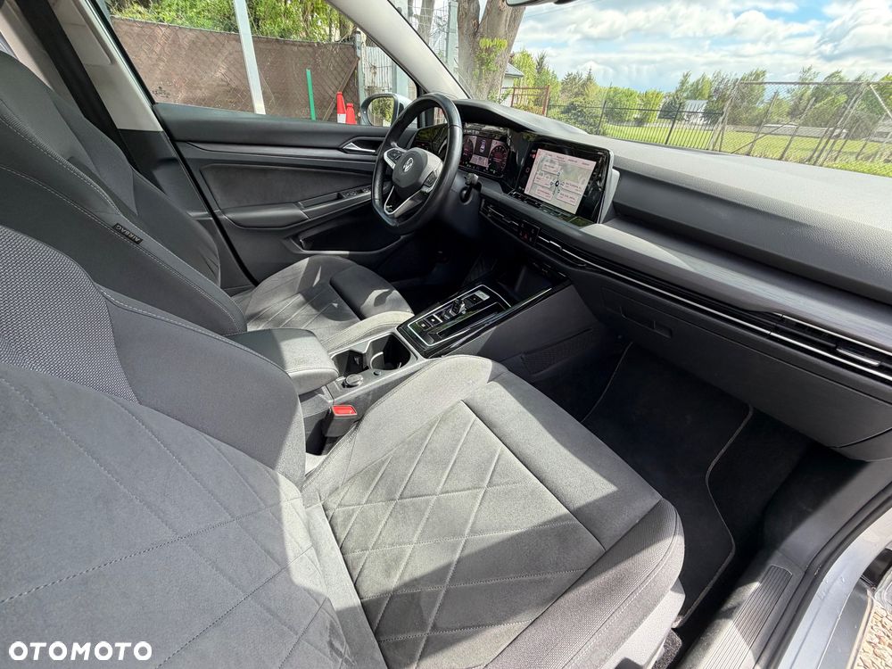 Volkswagen Golf - 35