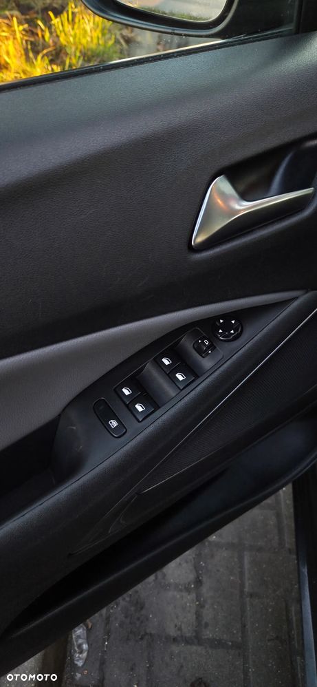 Opel Crossland X 1.2 Start/Stop Automatik Design Line - 23