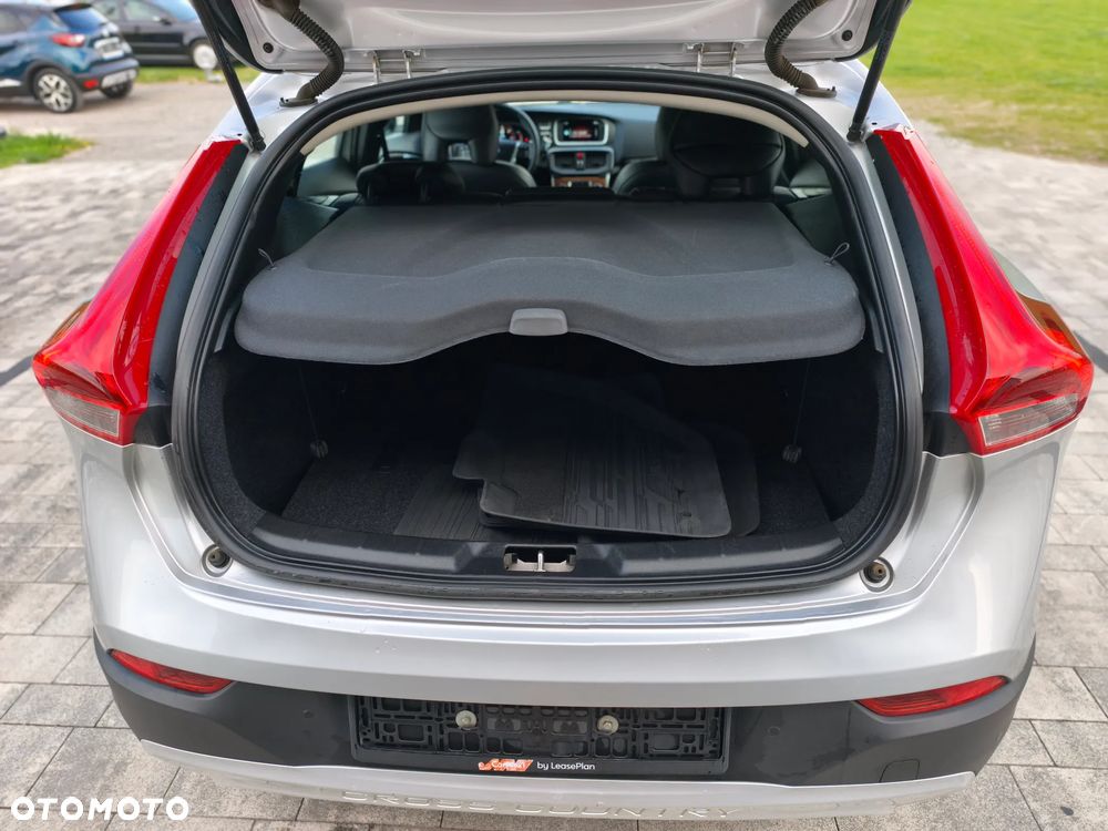Volvo V40 Cross Country D2 - 25