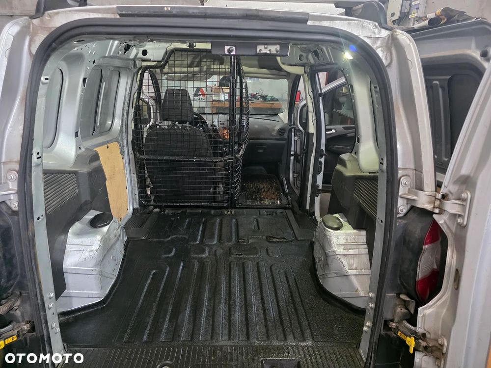 Ford Transit Courier Trend - 9