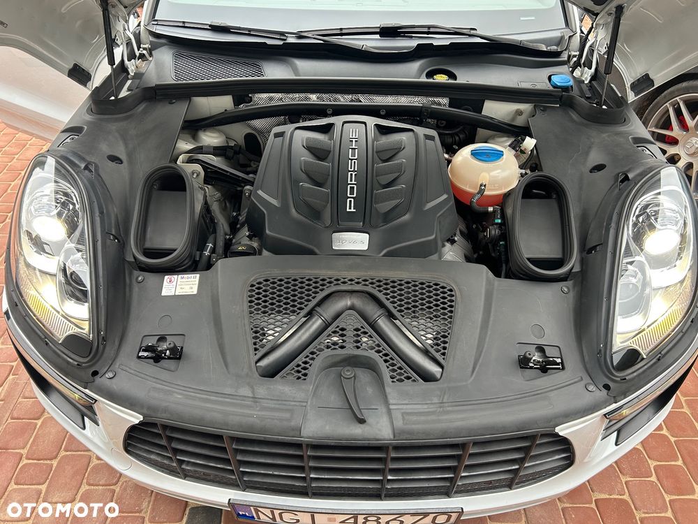 Porsche Macan S - 17
