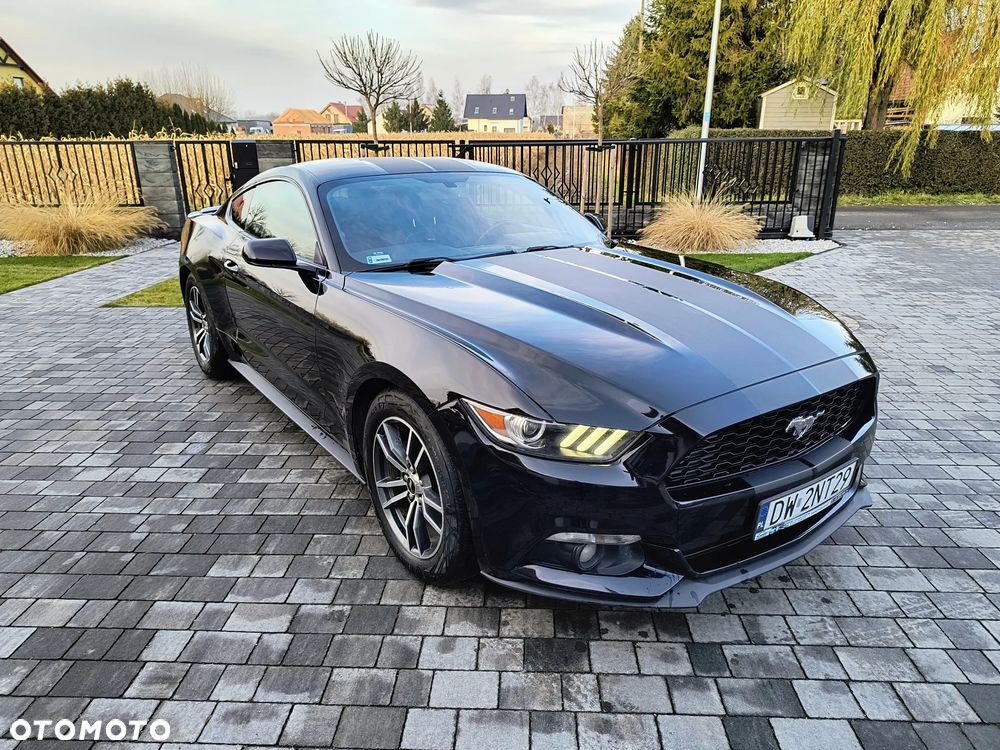 Ford Mustang 2.3 Eco Boost - 1