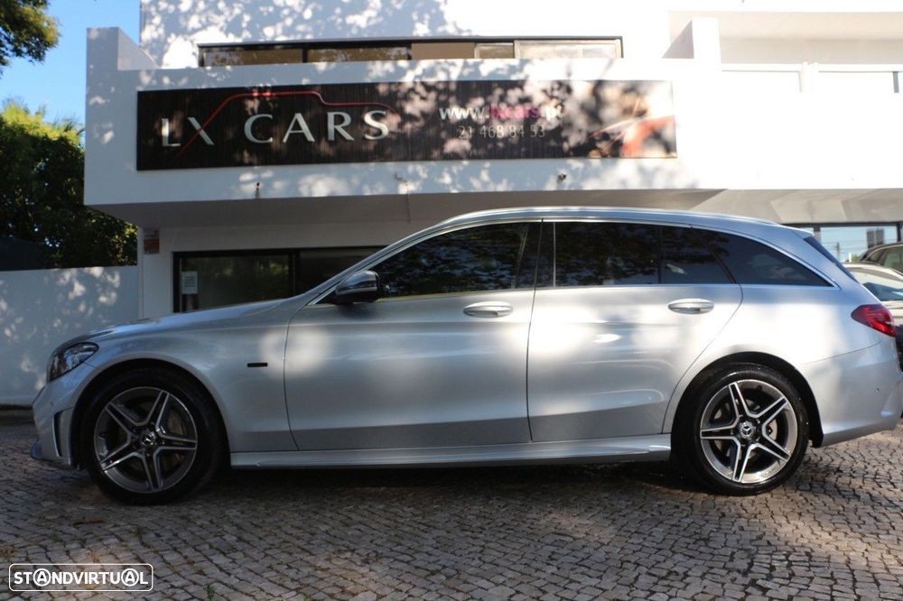 Mercedes-Benz C 300 de AMG Line - 4